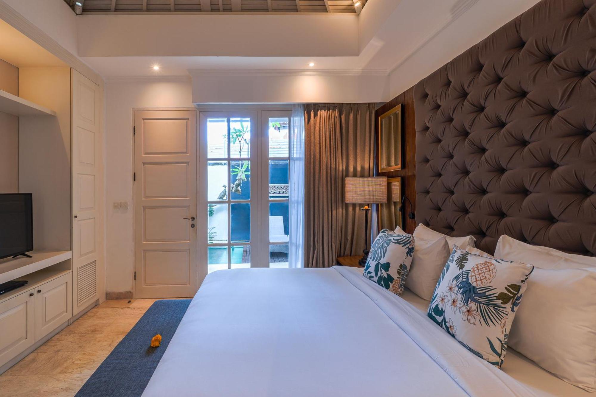 Mosan House - Unique Art-Filled Gem In Perfect Location A Short Walk From The Beach Or Seminyak Square Including Ac Office For Remote Working Exteriér fotografie